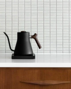 Fellow Stagg EKG 0.9L Kettle - Black And Walnut -Coffee Promotion Shop 3T0B7412 2 scaled