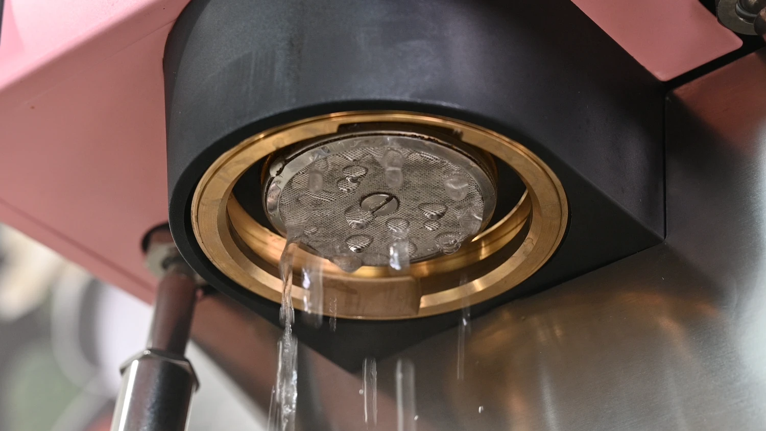 Rancilio Silvia Pro X Dual Boiler Espresso Machine In Pink 4 Rancilio Silvia Pro X Dual Boiler Espresso Machine In Pink - Image 4