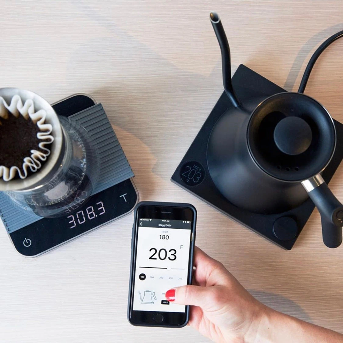 Fellow Stagg EKG+ 0.9L Electric Kettle 2 Fellow Stagg EKG+ 0.9L Electric Kettle - Image 2