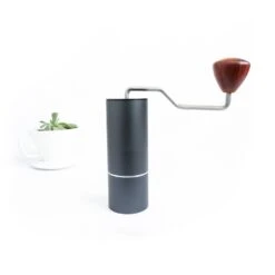 Saint Anthony Industries The Millwright Hand Grinder For Coffee 7 Saint Anthony Industries The Millwright Hand Grinder For Coffee -Coffee Promotion Shop IMG 38104 Edit