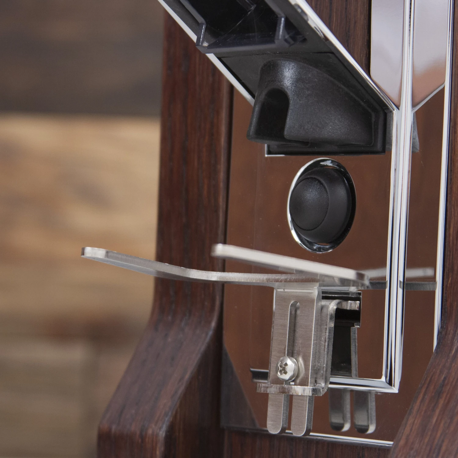 Eureka Mignon Design Coffee Grinder In Wenge 8 Eureka Mignon Design Coffee Grinder In Wenge - Image 8