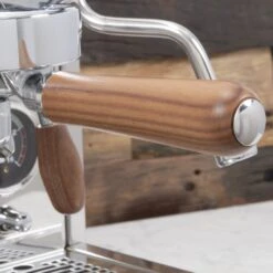 Quick Mill Arnos Espresso Machine With Flow Control - Walnut Accents -Coffee Promotion Shop IMG 8312 de5c1076 9d84 4bd6 b778 0e2662c93027 scaled