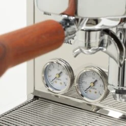 Bezzera Magica PID Espresso Machine With Flow Control - Rosewood -Coffee Promotion Shop IMG 8523 cb21afdc 02a5 4ce1 a89e 7f85043b4e1e scaled