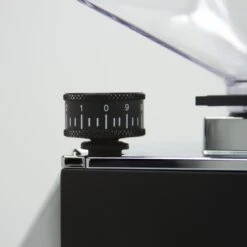 Eureka Oro Mignon XL Espresso Grinder - Chrome 31 Eureka Oro Mignon XL Espresso Grinder - Chrome -Coffee Promotion Shop IMG 9031 a92d2523 e5df 4d05 a5a0 79049895e011 scaled