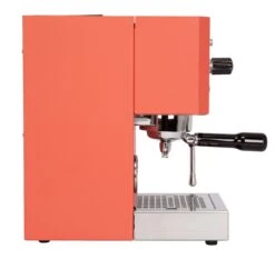 Profitec GO Espresso Machine - Red -Coffee Promotion Shop ProfitecGO rot seitlich scaled
