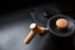 Fellow Stagg EKG 0.9L Kettle - Black And Maple -Coffee Promotion Shop TG7A5020StaggEKGwoodmaple