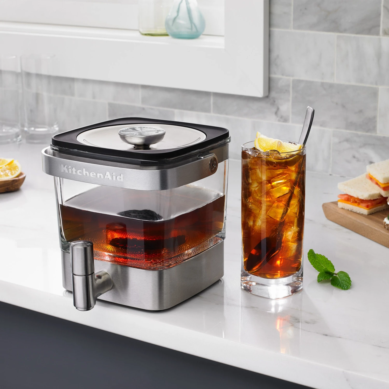 KitchenAid® Cold Brew Coffee Maker - 14 Cup 8 KitchenAid® Cold Brew Coffee Maker - 14 Cup - Image 8